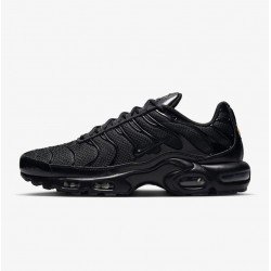 ΑΘΛΗΤΙΚΑ ΠΑΠΟΥΤΣΙΑ NIKE AIR MAX PLUS TN